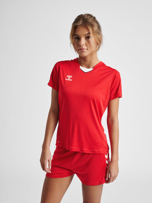 hmlCORE XK POLY JERSEY S/S WOMAN, TRUE RED, model