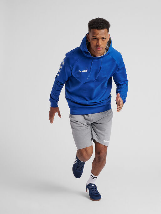 HUMMEL GO COTTON HOODIE, TRUE BLUE, model