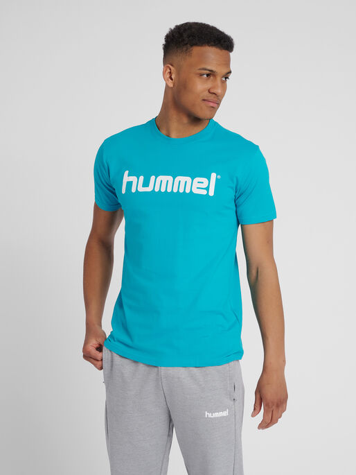 HUMMEL GO COTTON LOGO T-SHIRT S/S, !BLUEBIRD, model