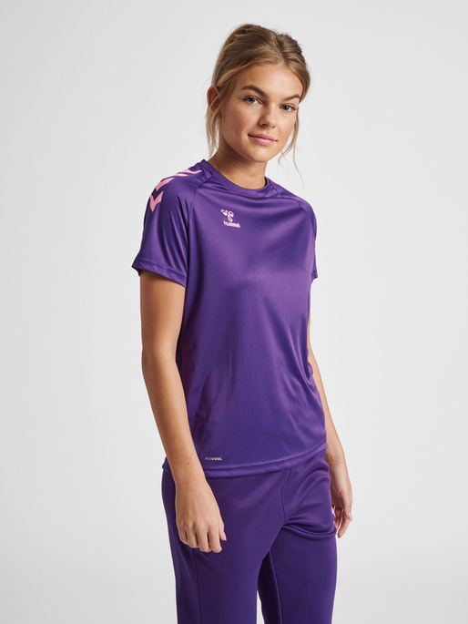 hmlCORE XK CORE POLY TEE  S/S WOMAN, ACAI, model