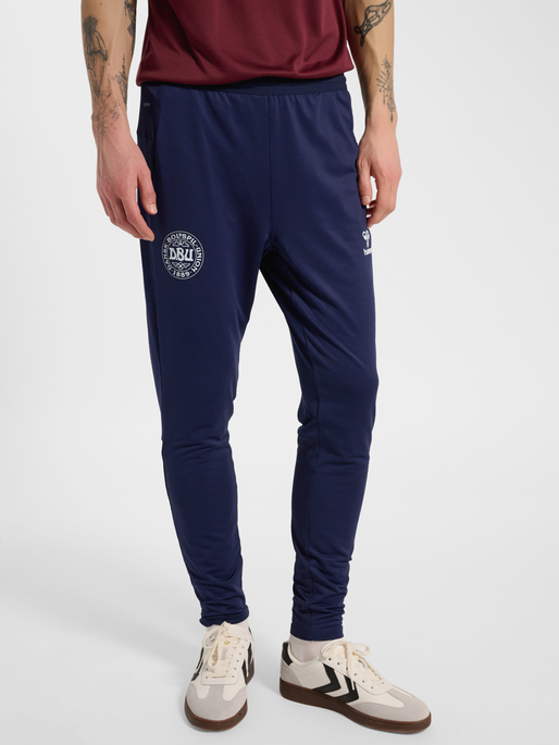 DBU 26 PRO TR FOOTBALL PANTS, PEACOAT, model