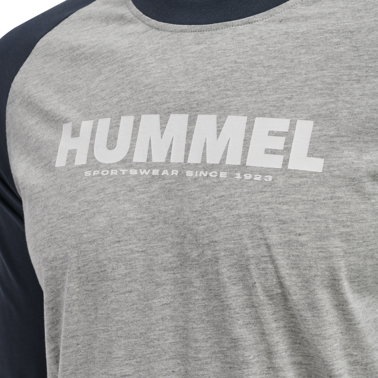 hmlLEGACY BLOCKED T-SHIRT L/S, BLUE NIGHTS, packshot