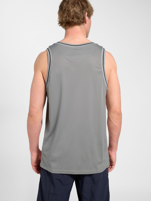 hmlWORLD 26 MESH TANK TOP, ULTIMATE GRAY, model