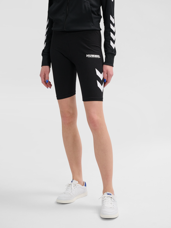 hummel® shorts | Kauf Sportshorts oder kurze Hosen für Freizeit hier