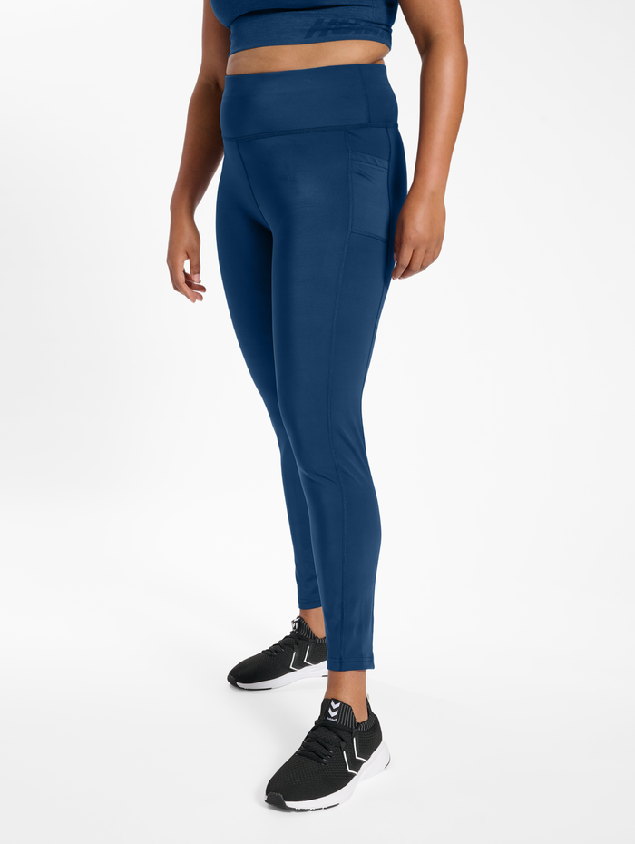 hmlTE CURVY HIGH WAIST TIGHTS PLUS, 7954, model