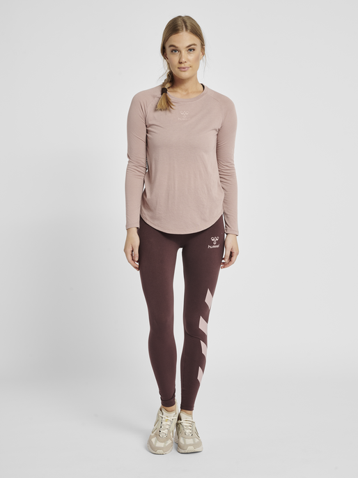 hmlSOMMER TIGHTS, FUDGE , model