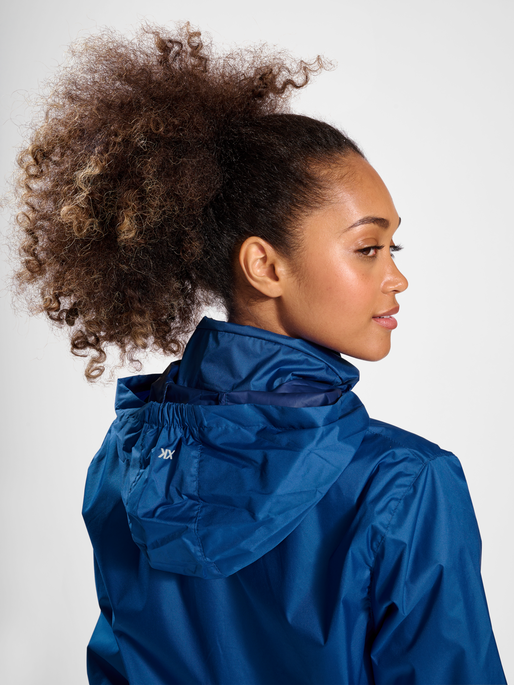 hummel CORE XK SPRAY JACKET - TRUE BLUE