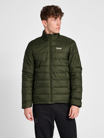 hummel® Jacken | Suchst du eine neue Jacke für den Alltag oder das Training?