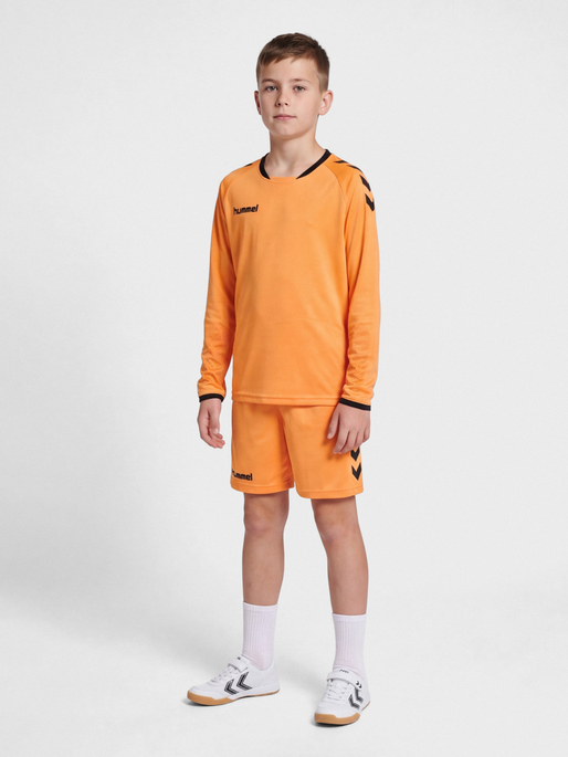 CORE KIDS GK SET, TANGERINE, model