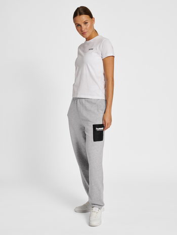 hmlLGC DACIA LOOSE PANTS, GREY MELANGE, model