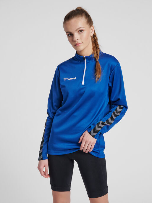 hmlAUTHENTIC HALF ZIP SWEATSHIRT WOMAN, TRUE BLUE, model
