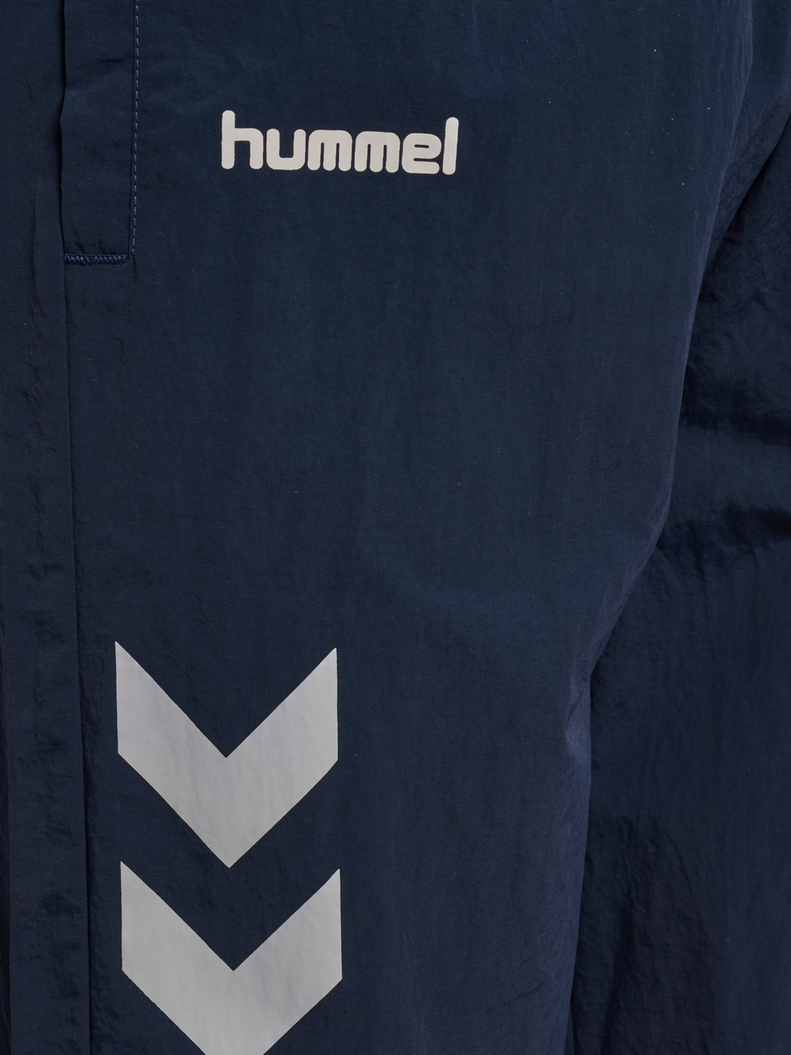 hmlWORLD 26 TRACK PANTS, DARK SAPPHIRE, packshot