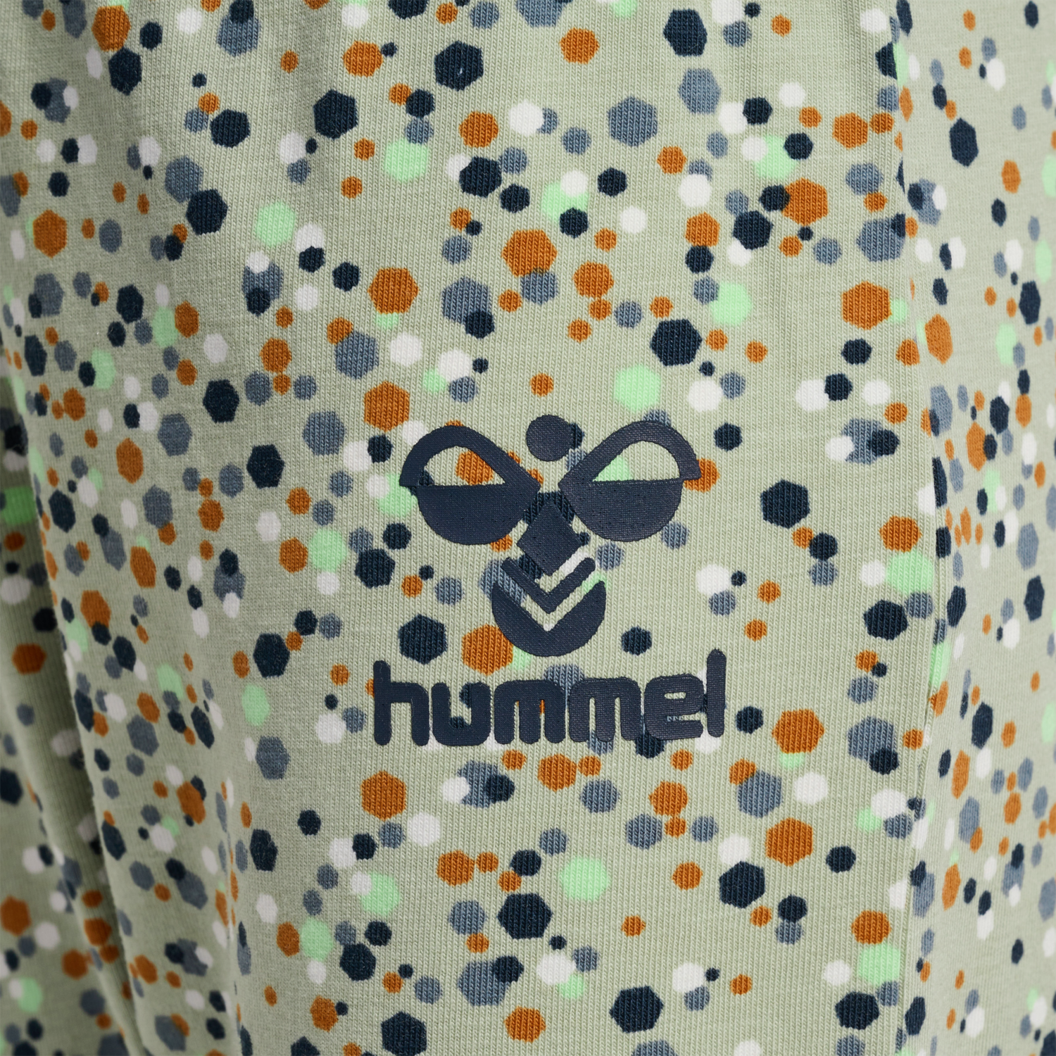 hmlMADS AOP PANTS, DESERT SAGE, packshot