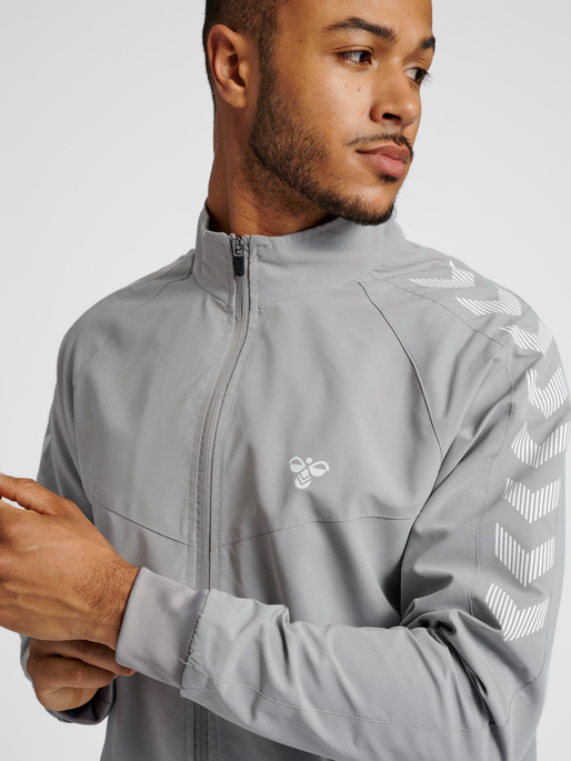 hmlGG12 TRACK JACKET, 1100, model