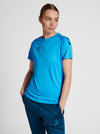 hmlCORE XK CORE POLY TEE  S/S WOMAN, BLUE DANUBE, model
