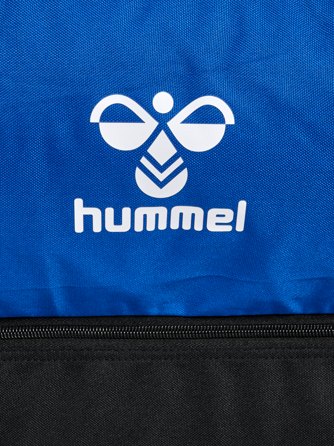 hmlCORE 2.0 SPORTS BAG W. SC, TRUE BLUE/BLACK, packshot