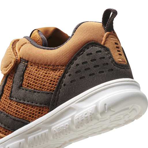 CROSSLITE WINTER INFANT, CHOCOLATE CHIP, packshot