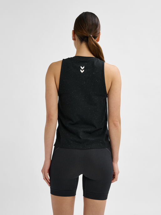 hmlMT ULTRA TOP, BLACK/MULTI COLOUR MELANGE, model