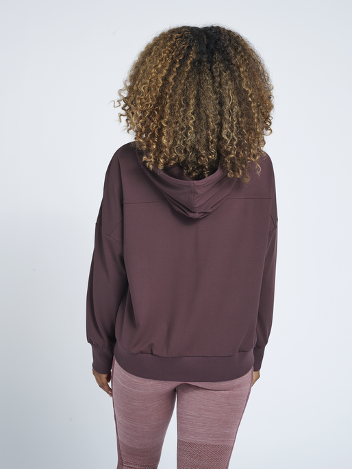 hmlLUISE LOOSE ZIP HOODIE, 8016, model