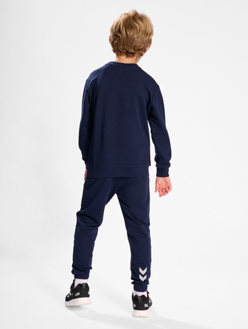 hmlHARRY POTTER TRACKSUIT, BLACK IRIS, model