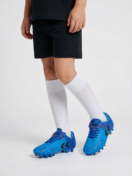 TOP STAR F.G. JR, SURF THE WEB, model