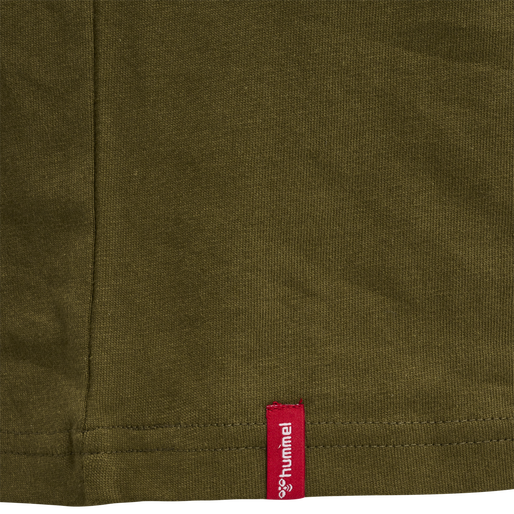 hmlRED BASIC T-SHIRT S/S, DARK OLIVE, packshot