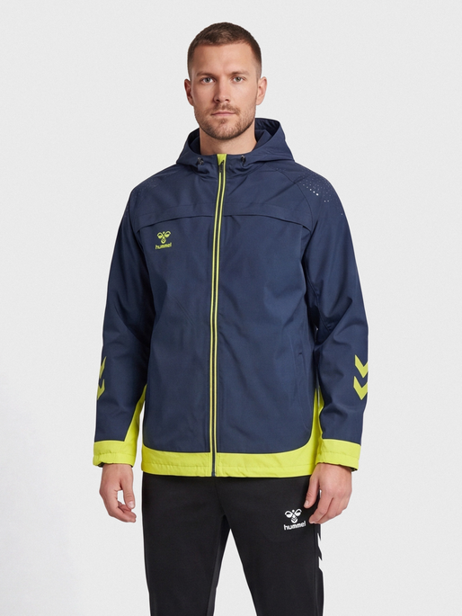 hmlLEAD ALL WEATHER JACKET , DARK DENIM, model