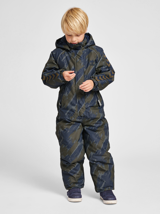 Hummel raincoat shop