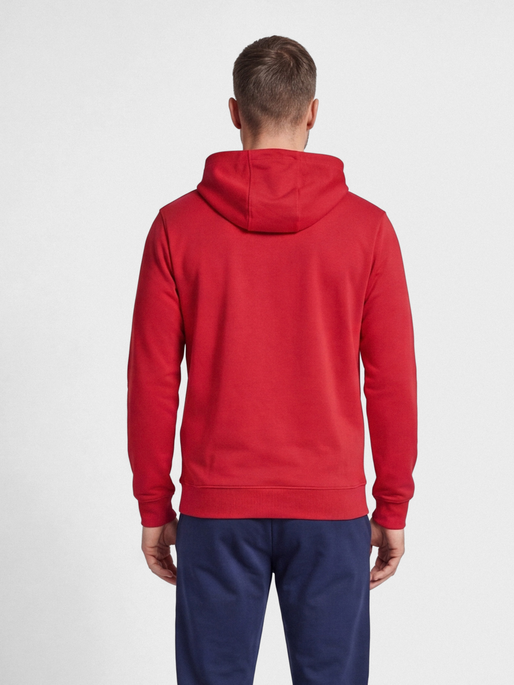 hmlGO 2.0 HOODIE, TRUE RED, model