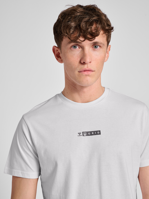 hmlOFFGRID TEE S/S, WHITE, model