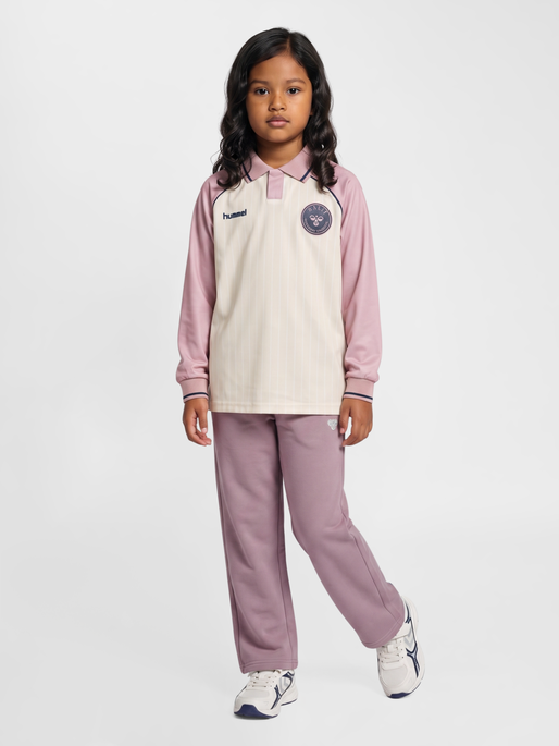 hmlJR LOOSE WL SWEATPANTS BEE, SEA FOG, model