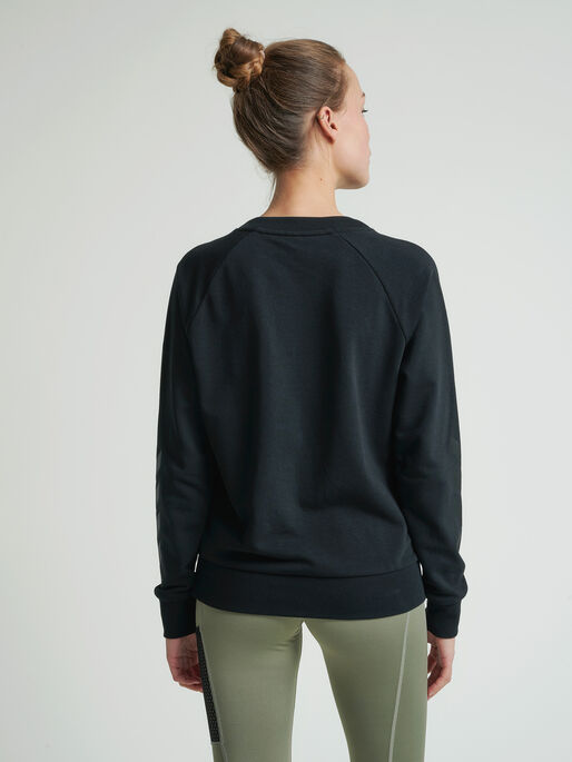 hmlNONI SWEATSHIRT, BLACK, model
