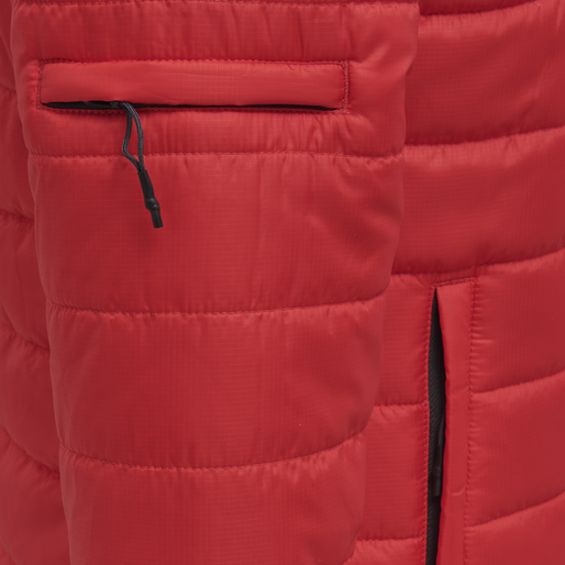 hmlNORTH QUILTED HOOD JACKET WOMAN, TRUE RED, packshot