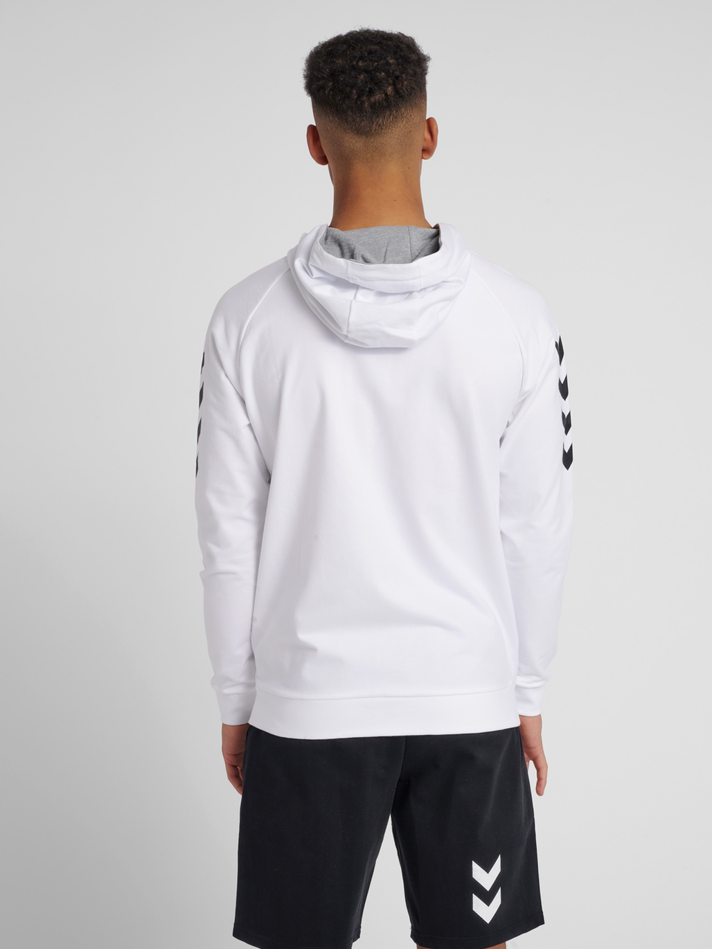HMLGO COTTON ZIP HOODIE, WHITE, model