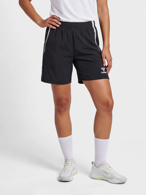 hmlLEAD 2.0 WOVEN SHORTS WOMAN, BLACK, model