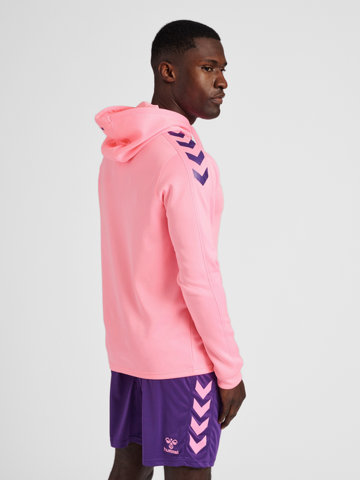 hmlCORE XK POLY SWEAT HOODIE, COTTON CANDY, model