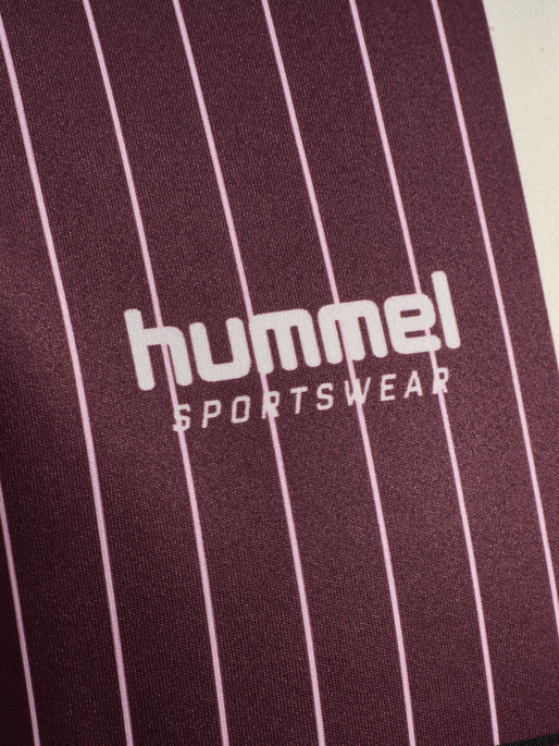 hmlLOOSE FB JERSEY S/S STRIPED, VINEYARD WINE hmlLOOSE FB JERSEY S/S STRIPED, VINEYARD WINE, packshot