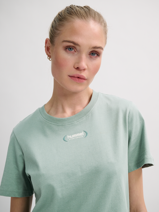hummel PAOLA REGULAR T-SHIRT - CHINOIS GREEN | hummelsport.de 