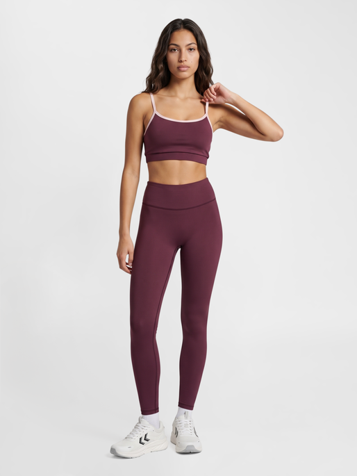 hmlBALANCE SPORTS BRA, CATAWBA GRAPE, model