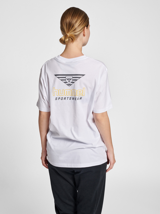 hmlLGC DAVID T-SHIRT, 9001, model
