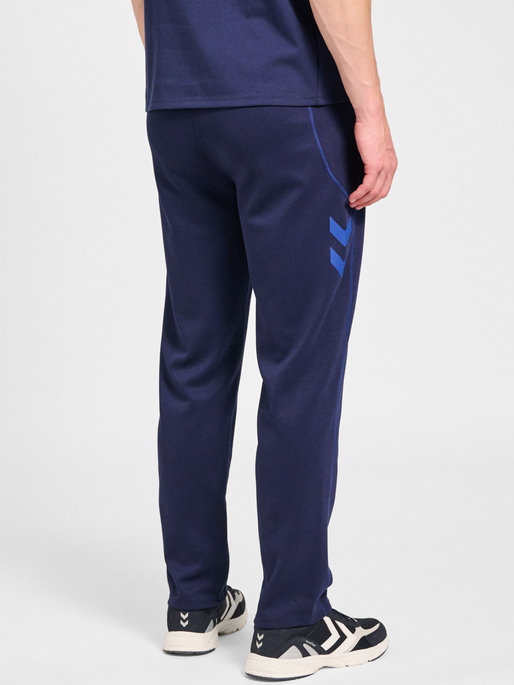 hmlMOVE 2.0 PANTS, MARINE, model