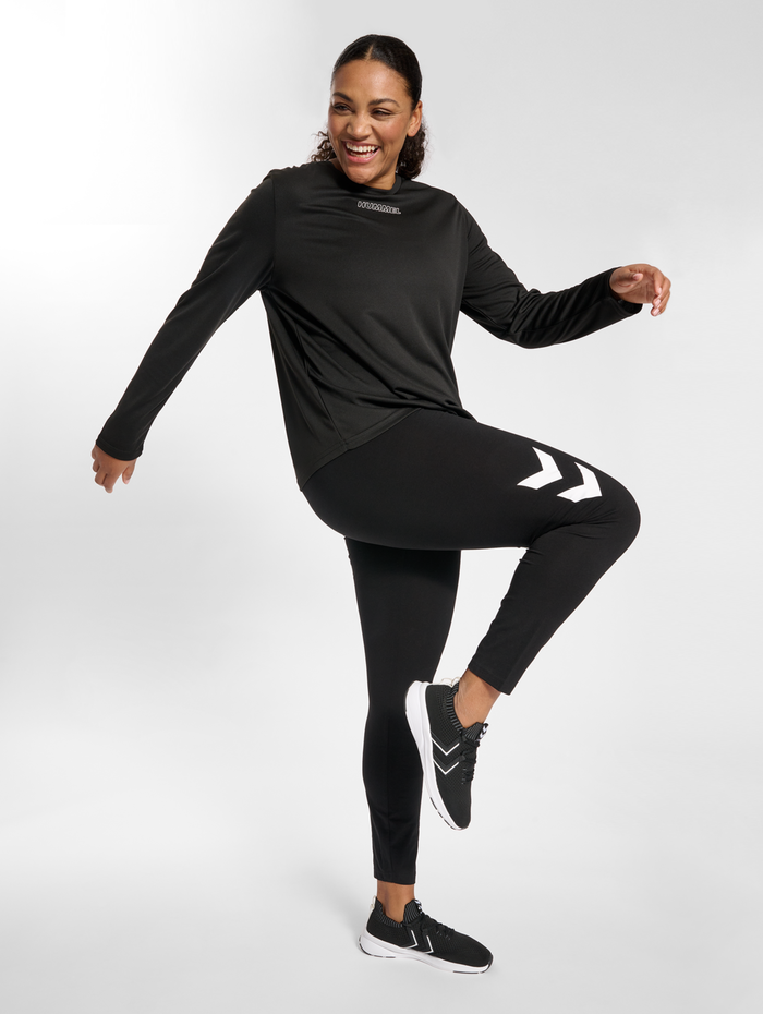 hmlLEGACY WOMAN HW TIGHTS PLUS, 2001, model