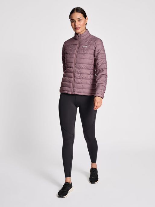 hmlBLOWN PUFF JACKET, TWILIGHT MAUVE, model