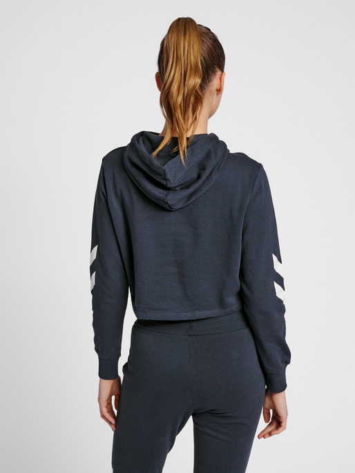 hmlLEGACY WOMAN CROPPED HOODIE, BLUE NIGHTS, model