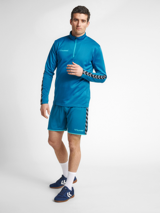 hmlAUTHENTIC HALF ZIP SWEATSHIRT, CELESTIAL, model