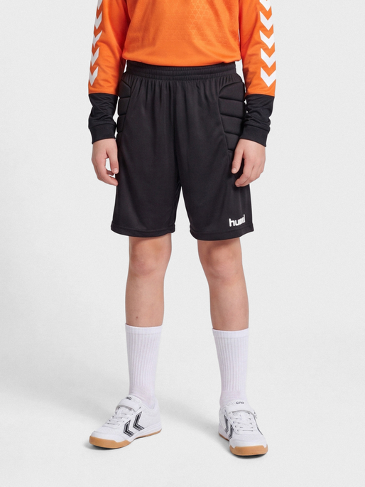 ESSENTIAL GK SHORTS W PADDING, BLACK, model