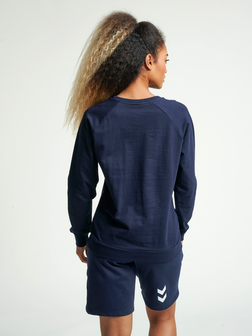 HUMMEL GO COTTON LOGO SWEATSHIRT WOMAN, MARINE, model
