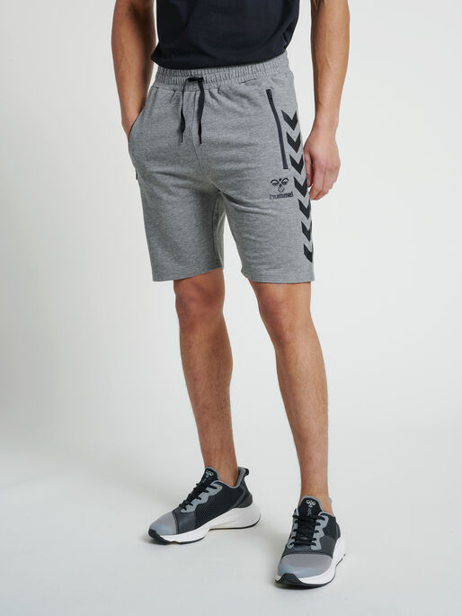 hmlRAY 2.0 SHORTS, DARK GREY MELANGE, model