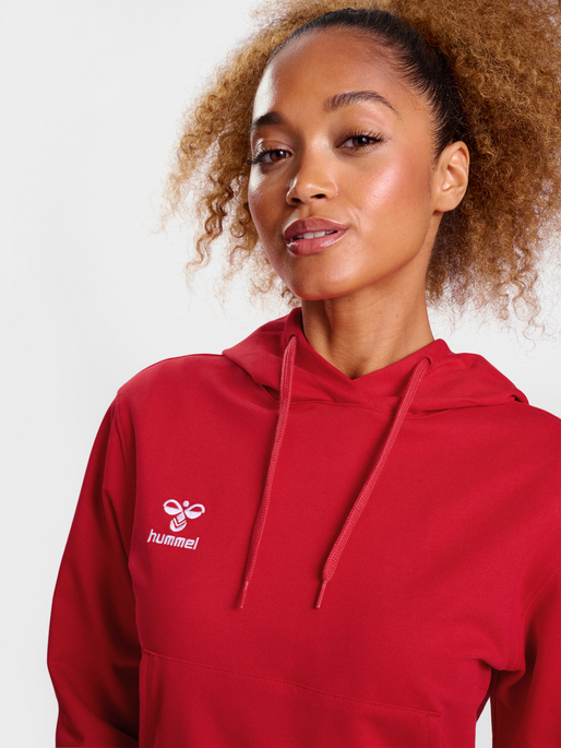 hmlGO 2.0 HOODIE WOMAN, TRUE RED, model