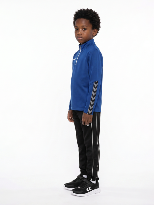 hmlAUTHENTIC KIDS HALF ZIP SWEATSHI, TRUE BLUE, model